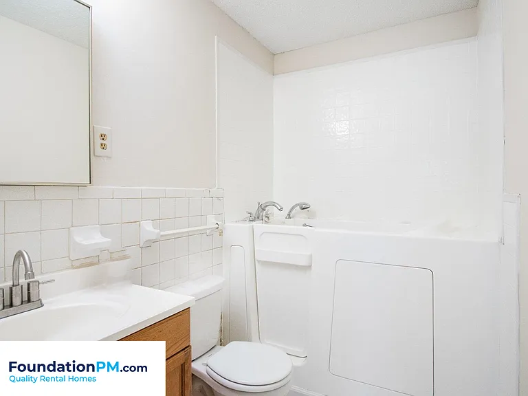 4569 Sumners Wells Rd — Photo 10