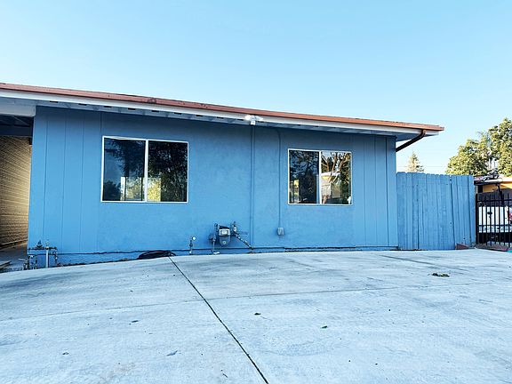 3rd image of 18540 Arminta St