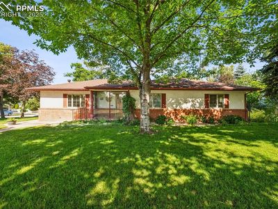 2204 N Cascade Ave, Colorado Springs, CO, 80907