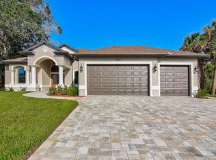 2121 Laughlin Rd, North Port, FL 34288