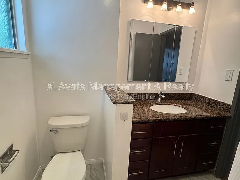 12157 Chandler Blvd #4 — Photo 21