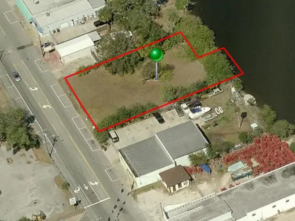 715 N Beach St, Daytona Beach, FL 32114