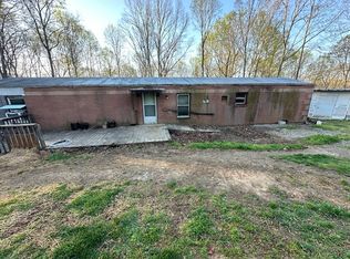 1211 Hillview Ln, Chapmansboro, TN 37035