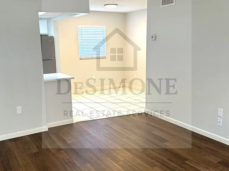 Forest Edge Apartments — Photo 24