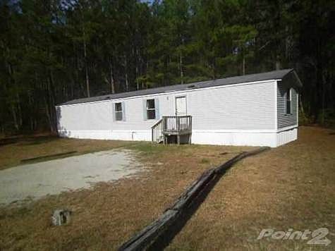 3rd image of 3800 Woodridge Cir