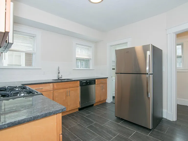 12 Chester St #1 — Photo 8