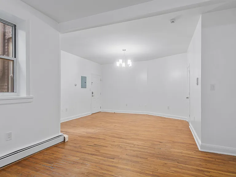 149 Grant Ave #2C — Photo 11