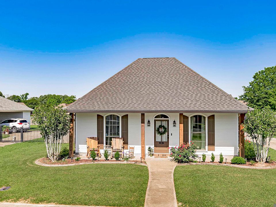 1st image of 6131 Windwood Dr