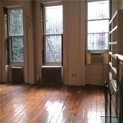 Rented by R New York | media 54