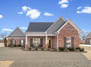 2161 Saint Ives Ln, Hernando, MS 38632