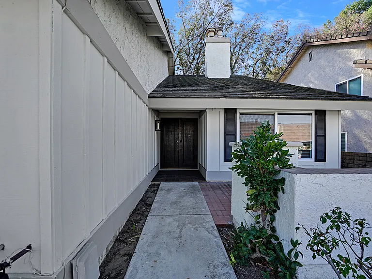 22156 Crane St — Photo 2