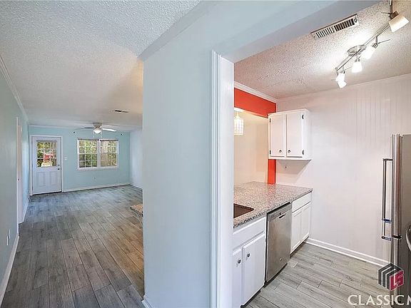 2nd image of 2165 S Milledge Ave APT A13