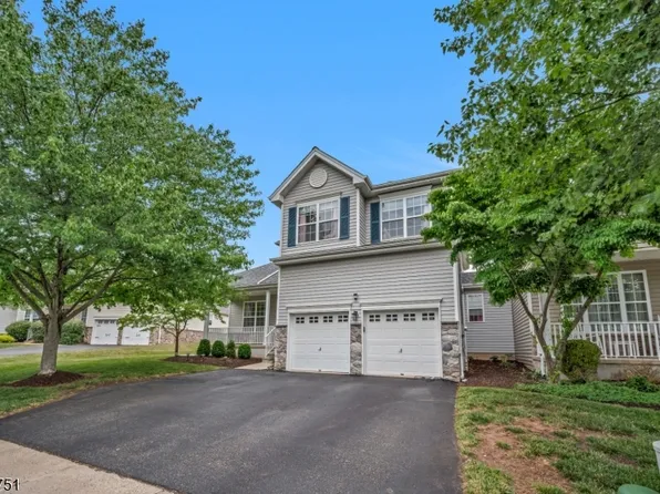 11 Pony Ln, Raritan Twp., NJ 08822