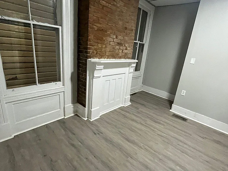 684 2nd Ave #1R — Photo 5