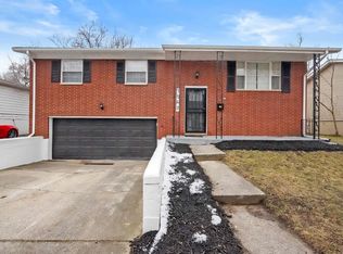 1547 Whitcomb St, Gary, IN 46404