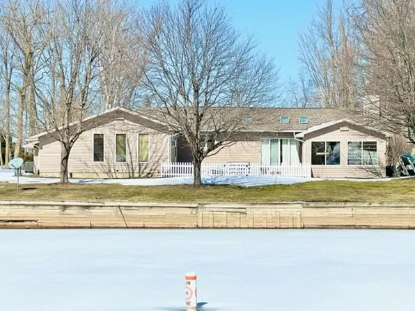 9715 Shore Dr, Pigeon, MI 48755