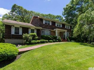 32 Cornwallis Rd, East Setauket, NY 11733