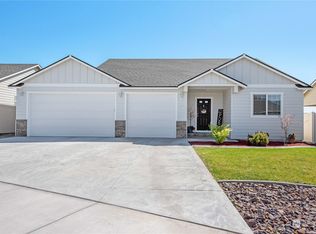 165 S Mystical Ave, East Wenatchee, WA