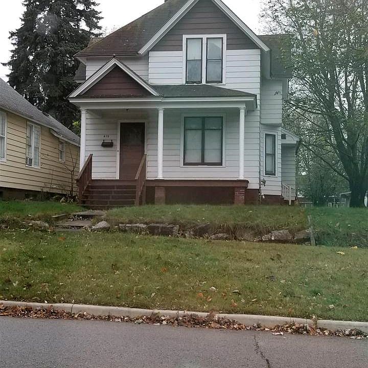 1st image of 615 E A St