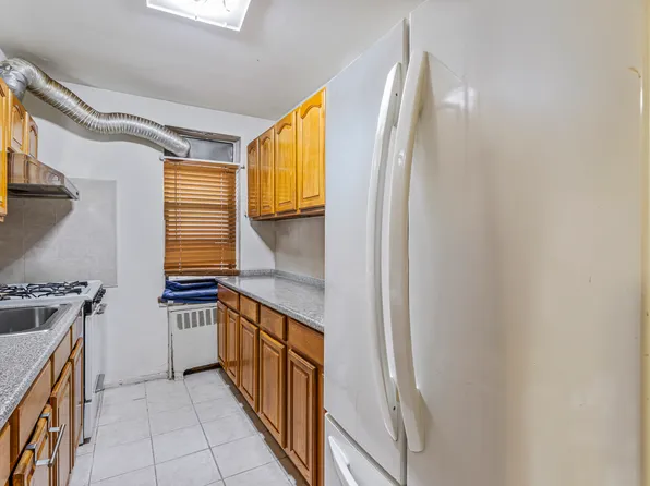 144-44 38th Avenue image 10 of 16