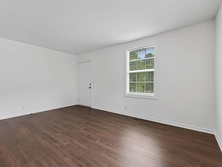 101 Valley View Cir — Photo 7
