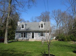 123 Bishop Hill Rd, Johnston, RI 02919