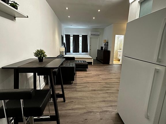 4th image of 1353 Meridian Ave #3