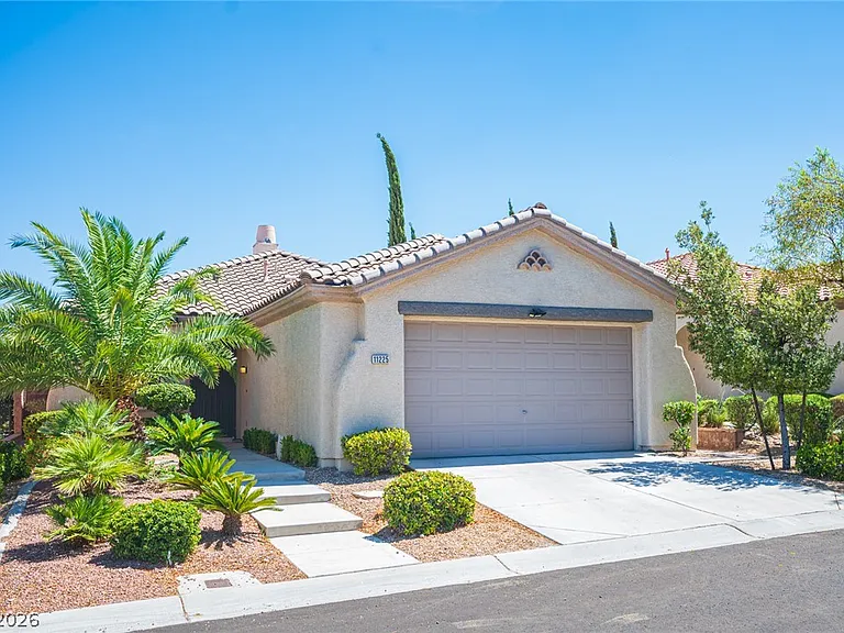 11225 Vintners Ln — Photo 2