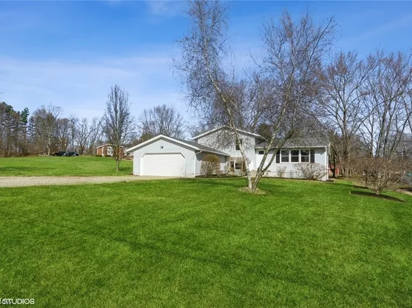 135 Hale Dr, Streetsboro, OH 44241