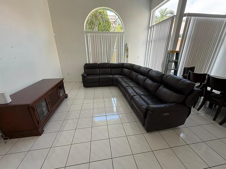 3780 Amalfi Dr — Photo 79