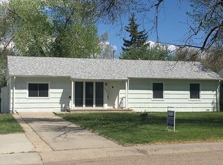 323 S Sun Dr, Casper, WY 82609