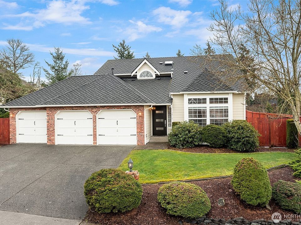 1st image of 3417 Broadmoor Drive NE