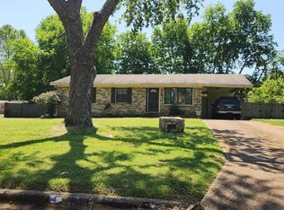 2006 Dunbrooke St, Florence, AL 35630