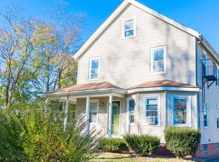 9 Church St APT 2, Cumberland, RI 02864