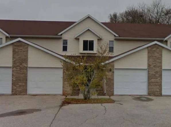 830 N Thompson Dr, Madison, WI 53704