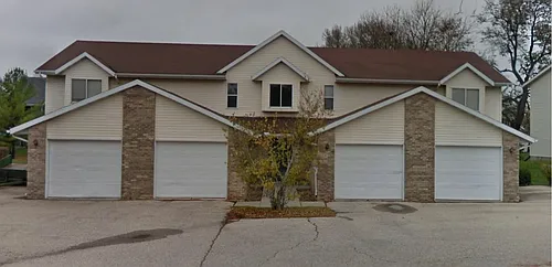 830 N Thompson Dr Photo 1