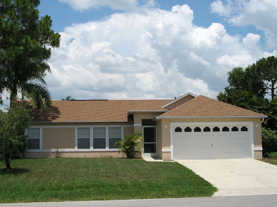 9843 Country Oaks Dr.