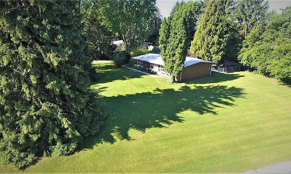 1st image of 2351 Kingswood Dr E