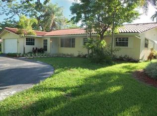 1221 N 46th Ave, Hollywood, FL 33021