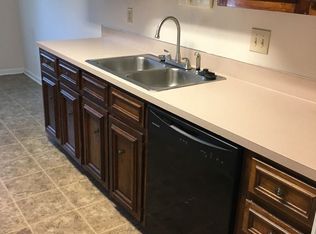 3 Hunters Ct, Goose Creek, SC 29445