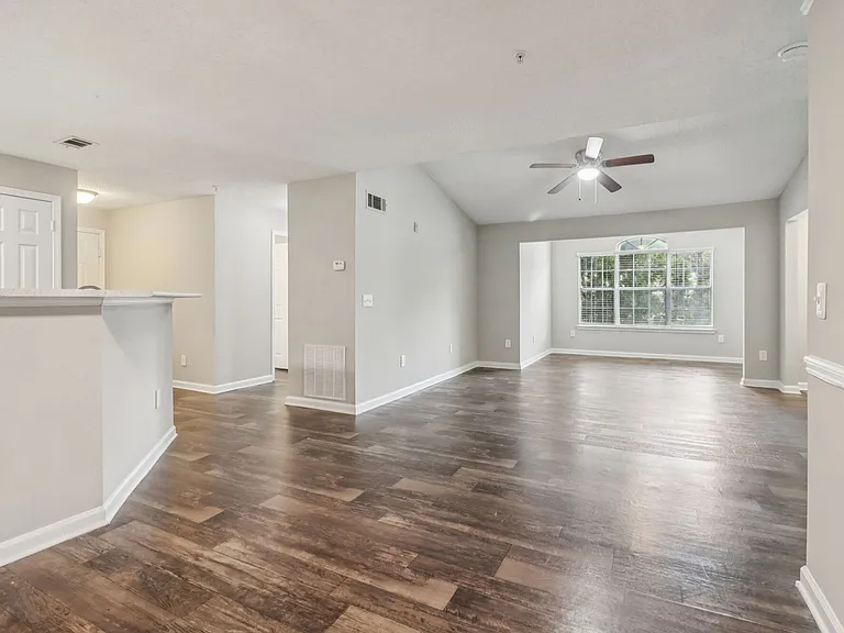 Walden Brook Apartments — Photo 13