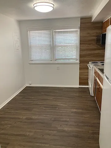 421 N High St #11 Photo 1