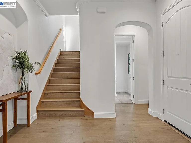 6180 Alpine Blue Dr — Photo 9