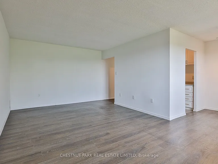 900 Glen St #512 — Photo 11