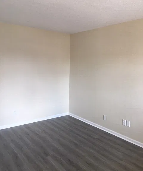 410 Duncan St — Photo 3
