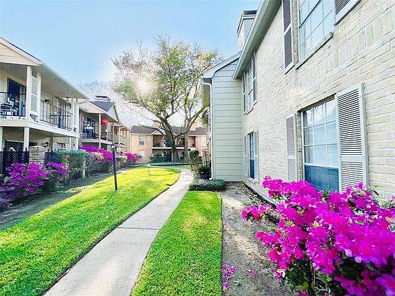 2nd image of 2800 Jeanetta St APT 2809