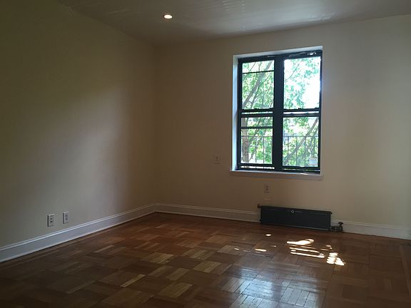 4th image of 711 Ocean Ave #43