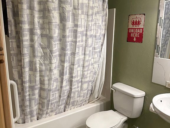 5th image of 485 E Little Ave #A