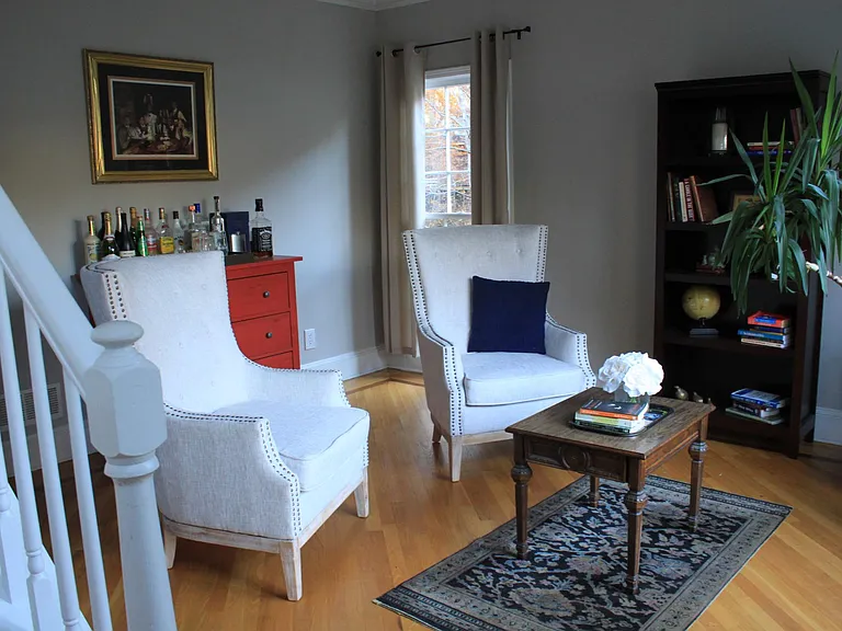 Reading room / bonus room