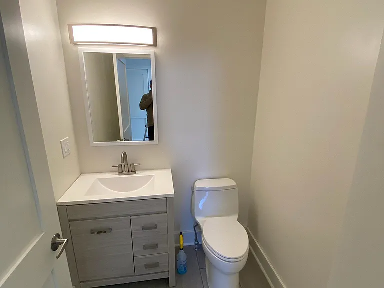 1601 E Shore Dr #B — Photo 14